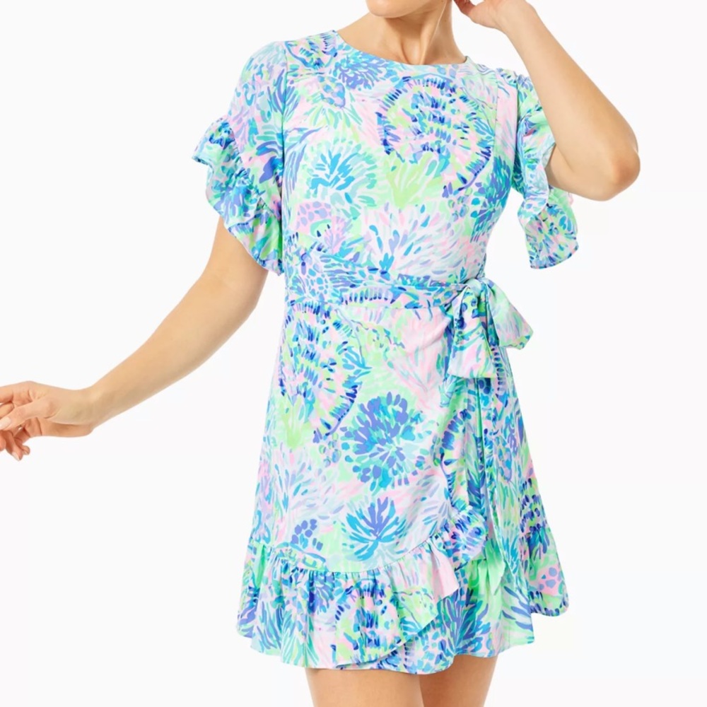 Darlah Stretch Dress - like new! Flattering fit!
